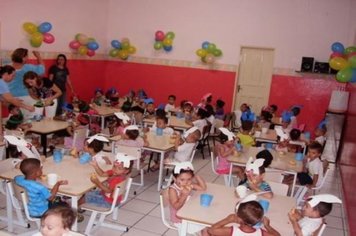 Foto - Páscoa na rede municipal de Educação
