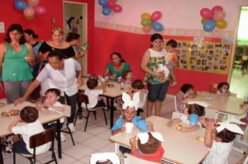 Foto - Páscoa na rede municipal de Educação