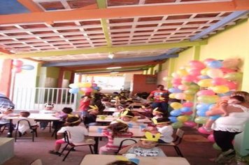 Foto - Páscoa na rede municipal de Educação