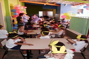 Foto - Páscoa na rede municipal de Educação