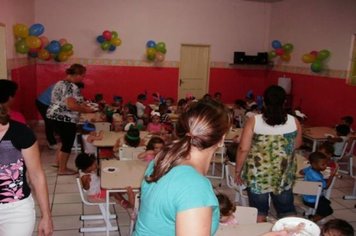 Foto - Páscoa na rede municipal de Educação