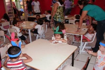 Foto - Páscoa na rede municipal de Educação