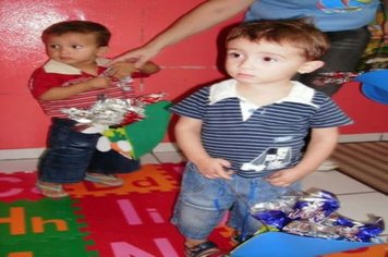 Foto - Páscoa na rede municipal de Educação