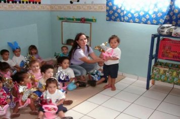 Foto - Páscoa na rede municipal de Educação