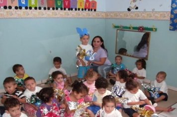 Foto - Páscoa na rede municipal de Educação