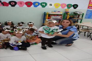 Foto - Páscoa na rede municipal de Educação