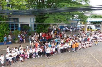 Foto - Show de Fanfarra e Dança