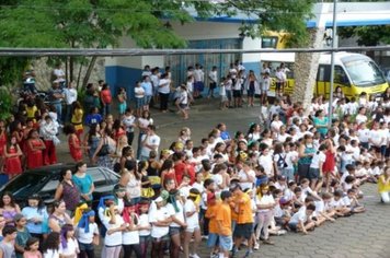 Foto - Show de Fanfarra e Dança