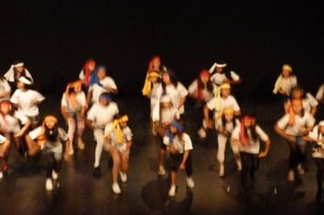 Foto - Show de Fanfarra e Dança
