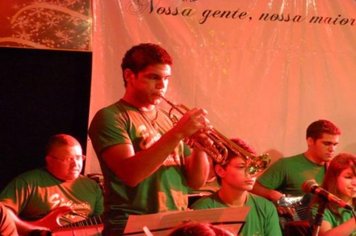 Foto - Lyra Municipal Maestro Roque Soares de Almeida - Casa do Papai Noel