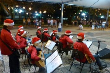Foto - EnCantos de Natal - Viola & Cia na Casa do Papai Noel