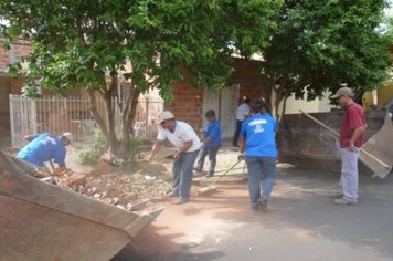 Foto - Cidade Limpa 2012 - 4º dia