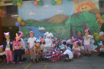 Foto - Páscoa na rede municipal de Educação