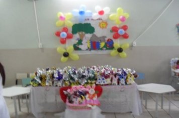 Foto - Páscoa na rede municipal de Educação