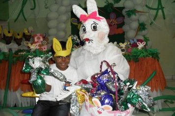 Foto - Páscoa na rede municipal de Educação