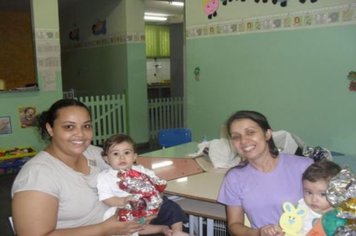 Foto - Páscoa na rede municipal de Educação