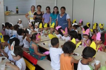 Foto - Páscoa na rede municipal de Educação