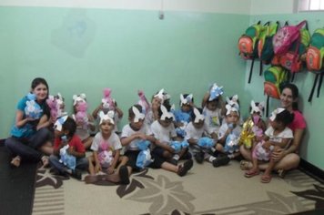 Foto - Páscoa na rede municipal de Educação