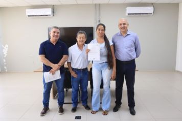 Foto - Prefeitura Municipal entrega certificados a concluintes de cursos realizados em parceria com o Senai