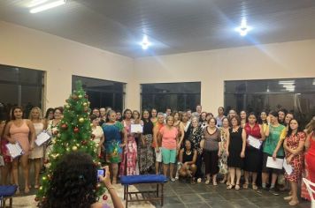 Foto - Espaço Qualifica entrega certificados a concluintes de cursos de capacitação profissional