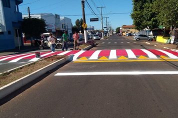 Terceira faixa elevada é instalada na Avenida Siqueira Campos