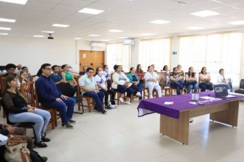 Enfermeiras participam de capacitação sobre úlceras vasculogênicas e tipos de curativos