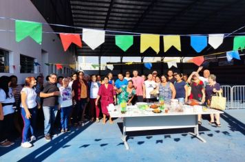 Alunos de hidroginástica promovem Festa Junina