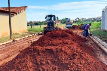 Departamento de Obras prepara rua no Jardim Tênis Clube para receber  asfalto