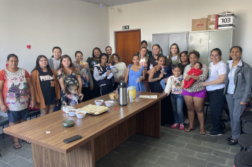 Encontro especial do Programa Maternidade Real celebra mães e gestantes com roda de conversa e café da manhã