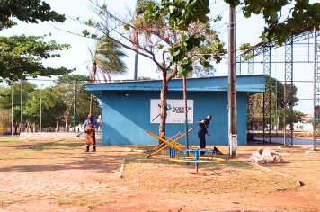 Prefeitura intensifica limpeza em praças e reforça mobilização da Campanha Paraguaçu Contra a Dengue
