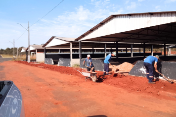 Prefeitura inicia obras de calçada no Pavilhão de Exposições no Centro de Convergência