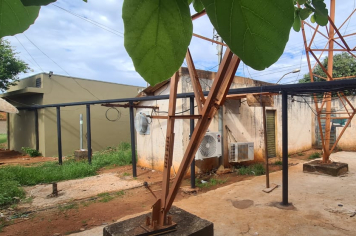 Prefeitura moderniza área de transmissão de TV e demole antiga estrutura no Jardim Murilo Macedo