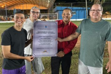 Prefeito Antian entrega mais uma área de lazer para a comunidade