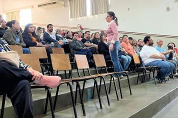 Autismo é tema de capacitação de profissionais da rede municipal de ensino