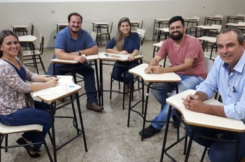 Programa Rede de Proteção de Animais de Paraguaçu reúne médicos veterinários