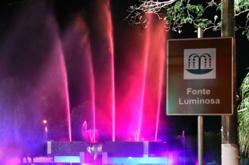 Fonte Luminosa é entregue revitalizada às 19h30, na segunda-feira