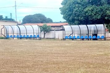 Prefeitura instala 20 bancos de reservas no campo de Conceição de Monte Alegre