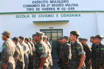 Tiro de Guerra se une à Prefeitura na reconstrução de Paraguaçu após temporal