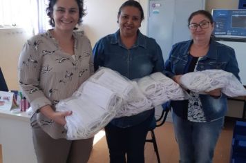 Fundo Social entrega 1.000 máscaras confeccionadas na Oficina de Geração de Renda para o Departamento de Saúde