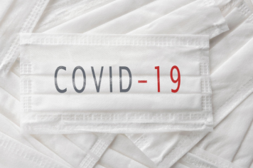 Atenção: Vacinação de 50 a 59 anos será apenas por drive nesta quinta