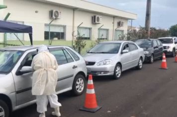 Paraguaçu implanta sistema drive thru para testagem da Covid-19 