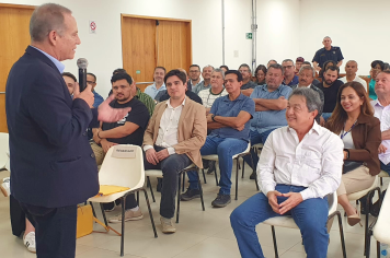 Secretário de Estado destaca desenvolvimento econômico em visita a Paraguaçu Paulista