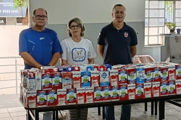 Projeto “Esporte que Alimenta” entrega mais de 270 litros de leite à Associação Luízas de Marillac