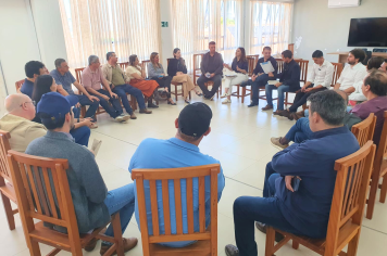 Deputada Analice Fernandes anuncia parcerias e visita obras em Paraguaçu Paulista