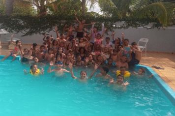 Crianças dos Clubes da Juventude I, II e III participam de confraternização de fim de ano