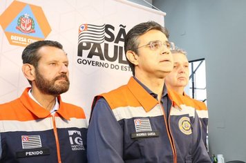 Governador em exercício viaja ao interior e acompanha trabalhos após chuvas