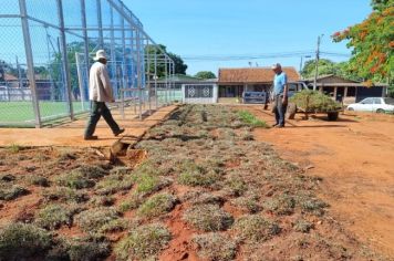 Prefeitura Municipal segue realizando benfeitorias próximo a equipamentos do Projeto Areninha