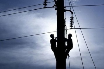 Energisa orienta população sobre fios caídos na rede, por causa das rajadas de vento