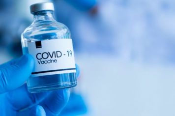 Idosos de 64 anos recebem nesta sexta-feira  2ª dose da Coronavac