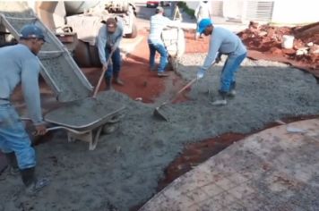 Obras de direcionamento de águas pluviais continuam